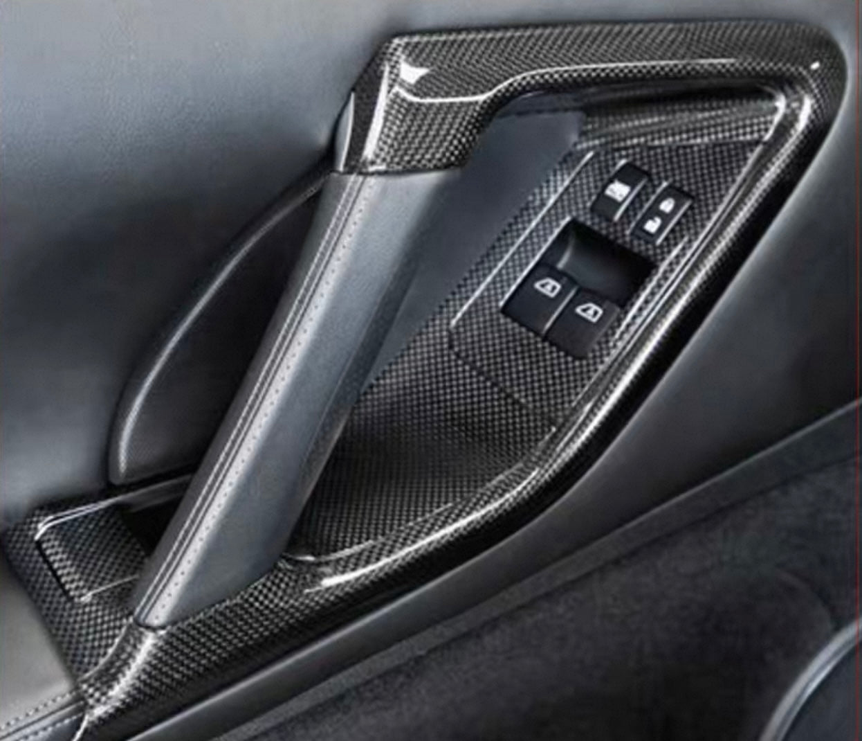 GTR R35 Dry Carbon door interior part (left+right door)